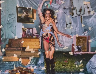 Capa do álbum Coisas naturais de Marina Sena