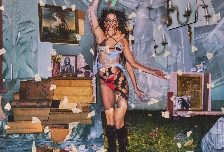Capa do álbum Coisas naturais de Marina Sena